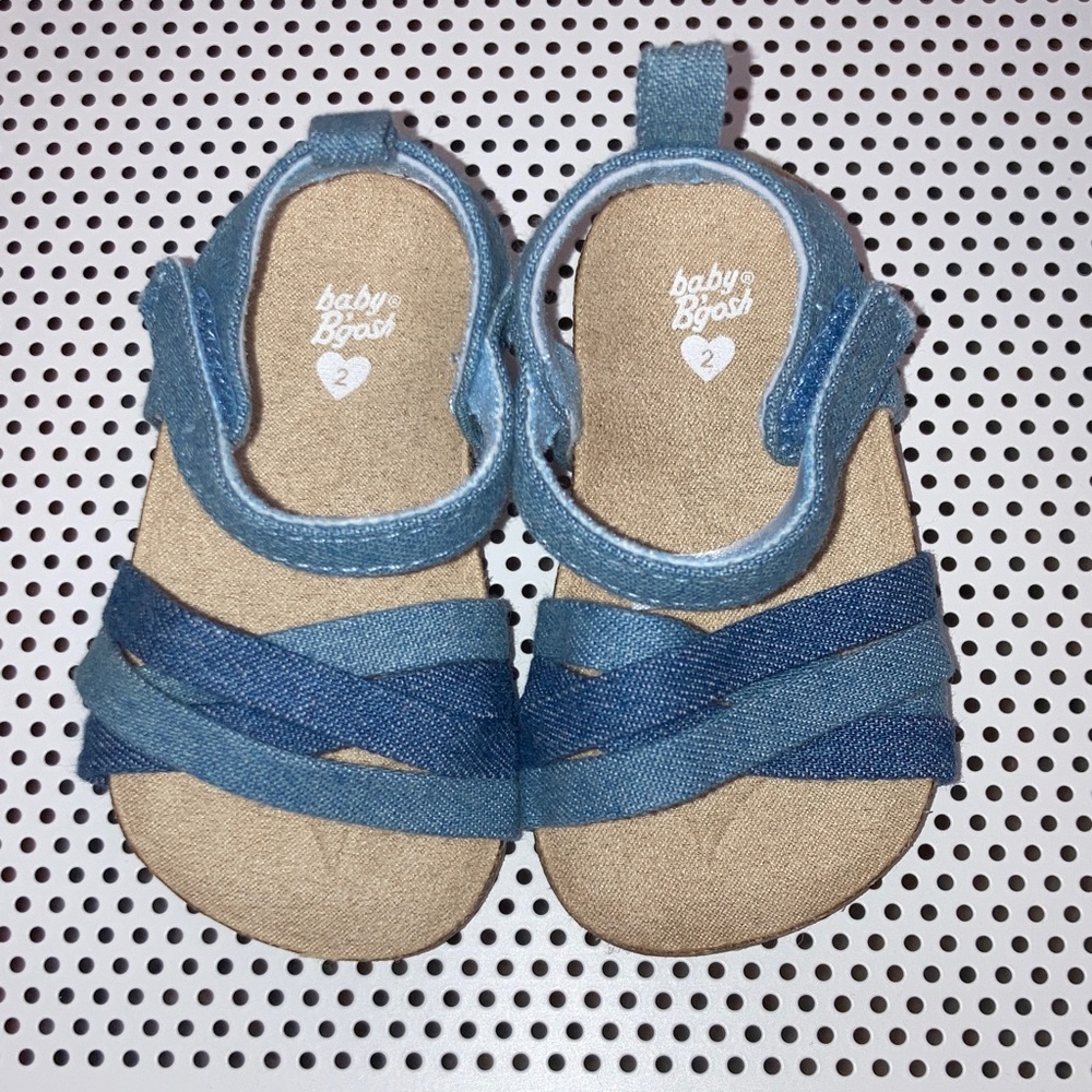 #195. 🆕 NWOT - Baby B'gosh Blue and Tan Kids Sandals